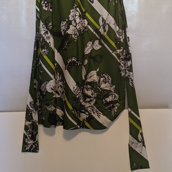 Talbot's Dark Green Butterfly and Flower Dress, Size 6 - Picture 3 of 11